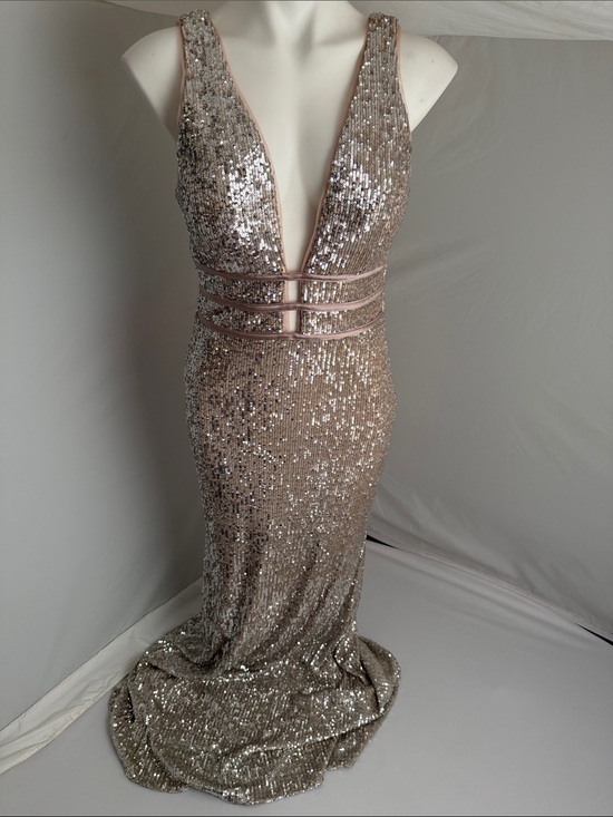 Xscape Dresses & Skirts - Xscape gold sequin plunge neckline evening gown 10